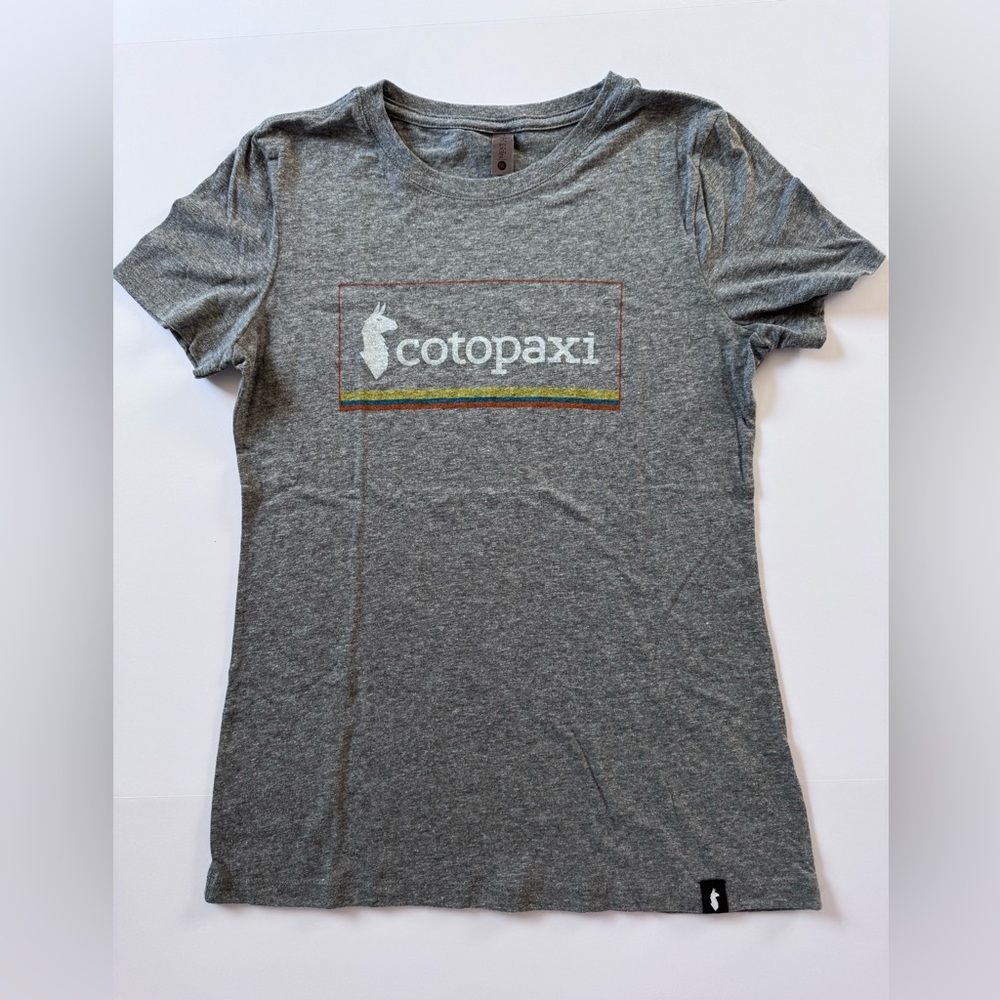 Cotopaxi Women’s T Shirt NWOT